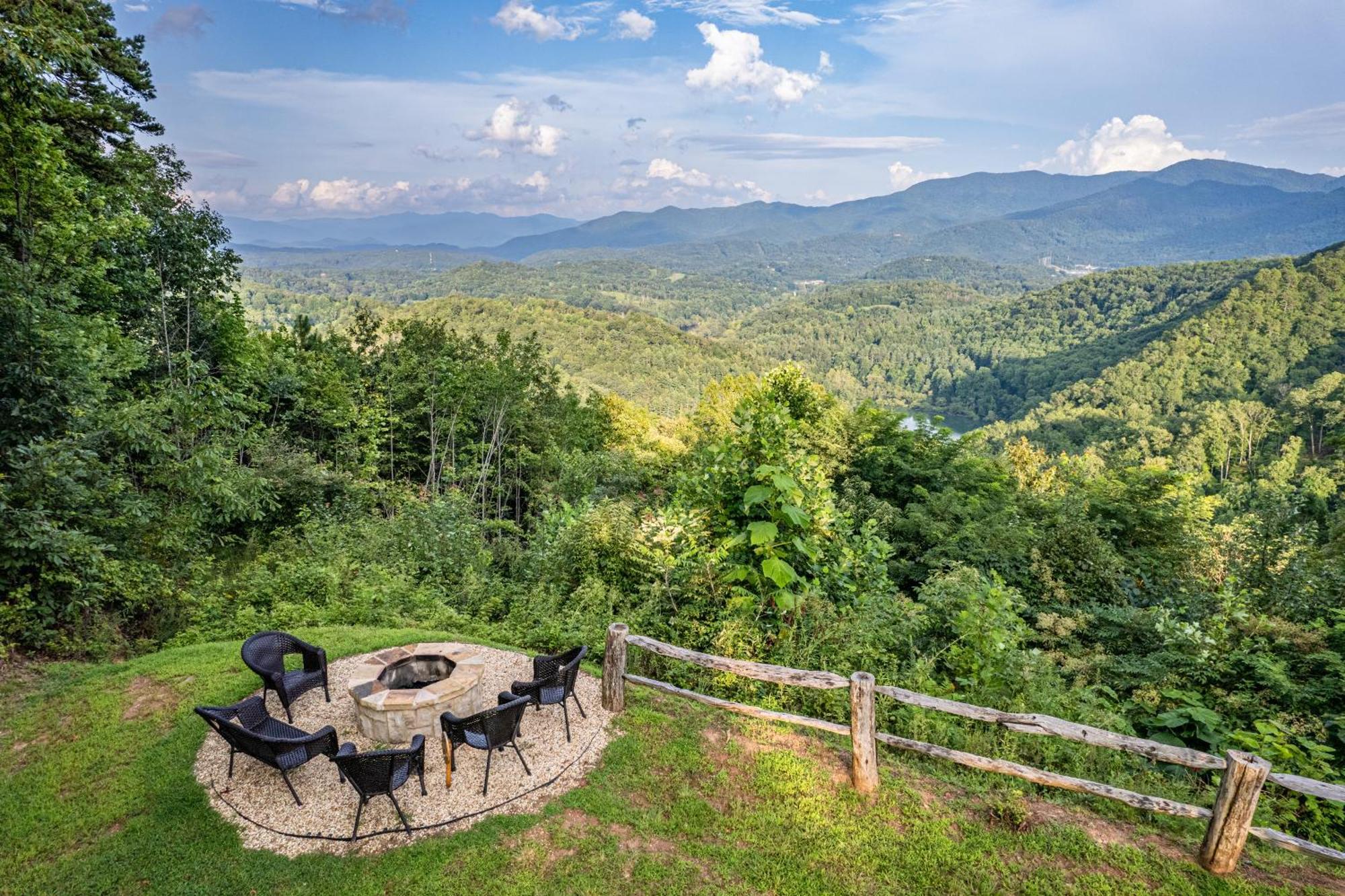 Stunning Mtn. Views! 4Br With All The Amenities! - Vista Vibes- Bryson City Kültér fotó